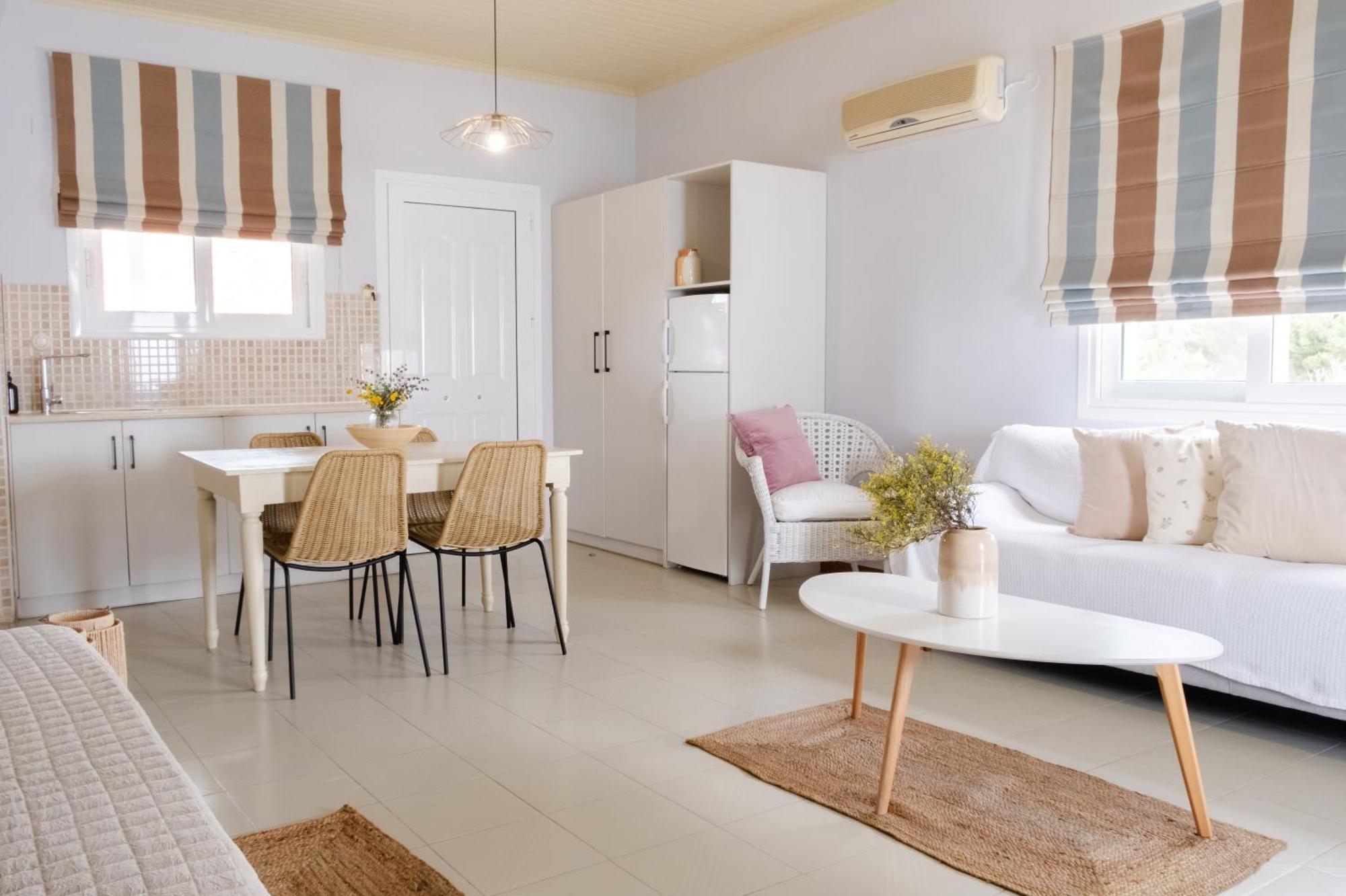 Blue House Apartments วาซิลิคอส ภายนอก รูปภาพ