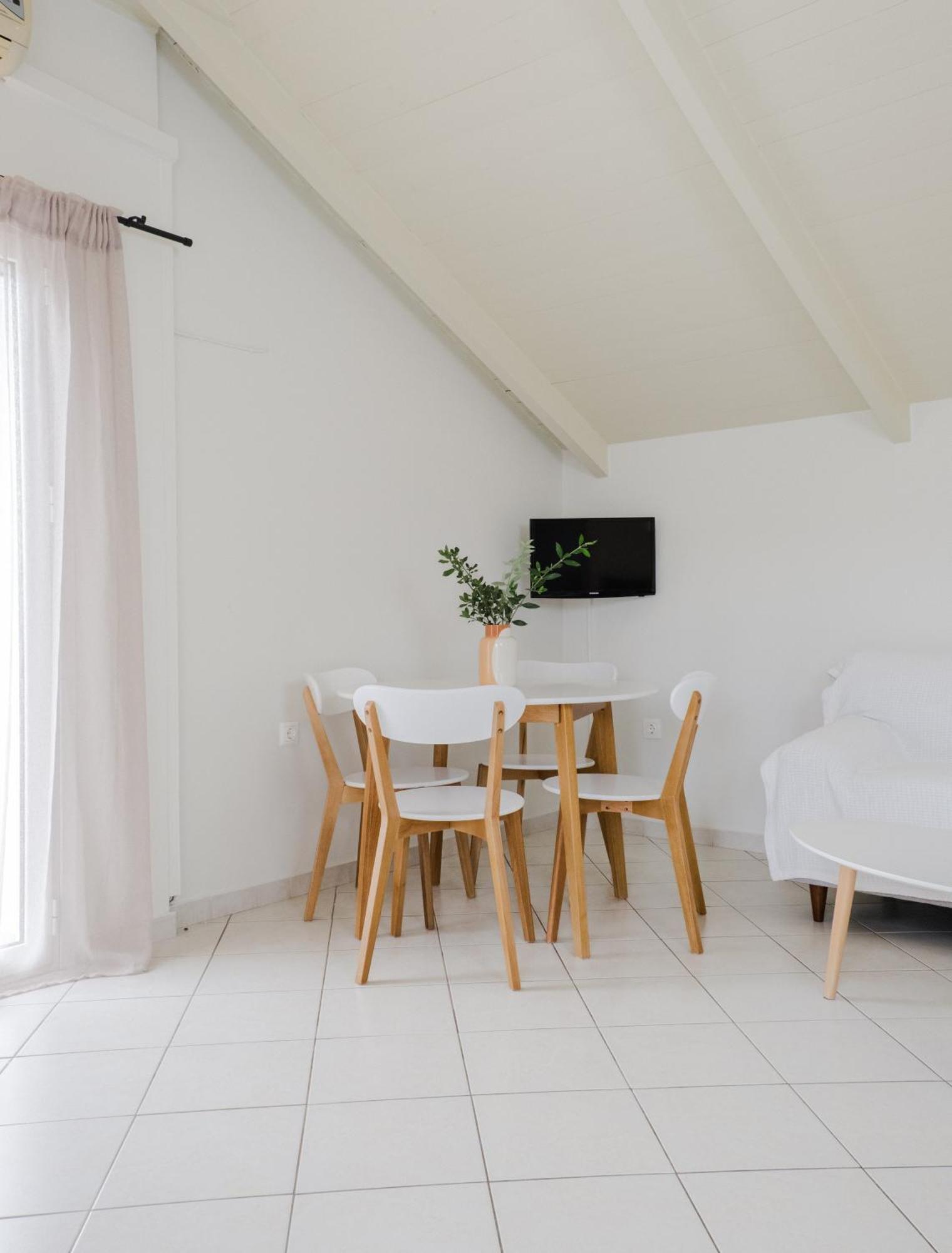 Blue House Apartments วาซิลิคอส ห้อง รูปภาพ